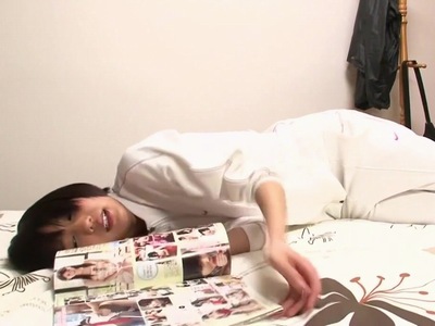 弟の淫乱本でオナニーしていたお姉ちゃんが火照った体で弟肉棒を求める！