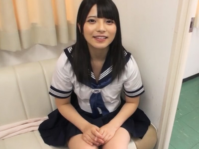 小悪魔美少女がピンクのま〇こを開きチン食べで強制勃起させた肉棒を次々と膣内抜き