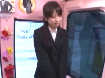 ウブな雪国の就活生！まだ社会に夢を見てる女子大生に現実を突きつける顔射ｗ