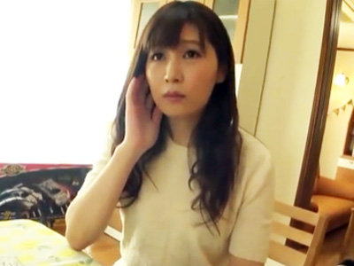 「最近、夫が求めこなくて‥」欲求不満な奥様が自宅不倫SEXで中出し懇願ｗ